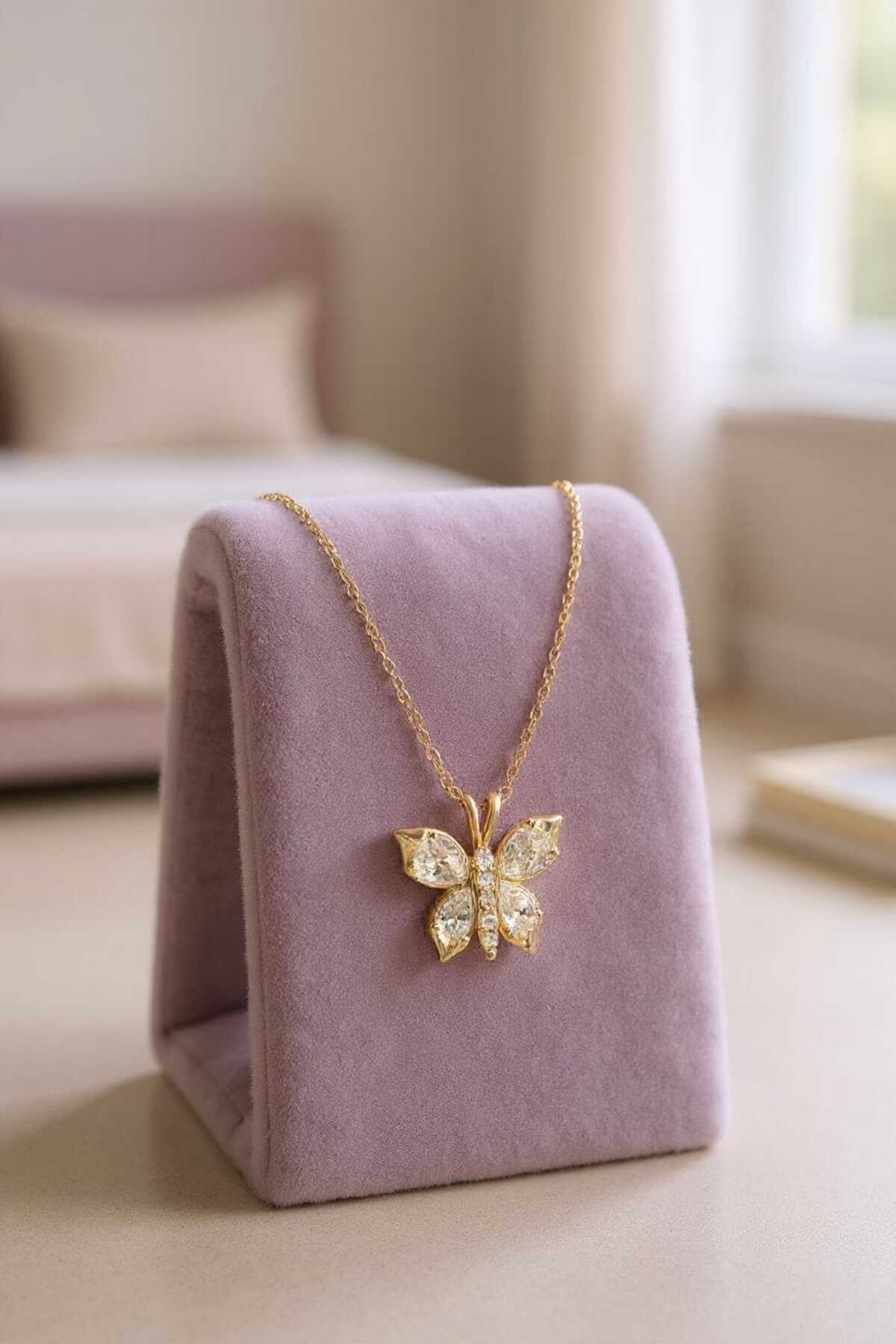 Çelik Kelebek Kolye Altın Renk