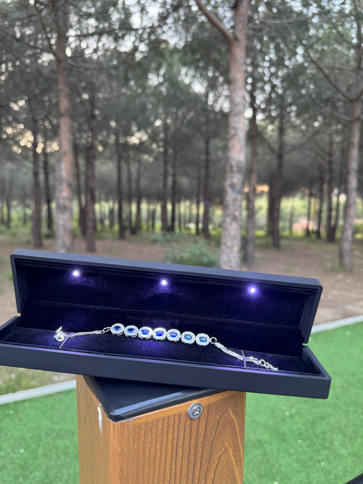 Lacivert Damla Taşlı Bileklik